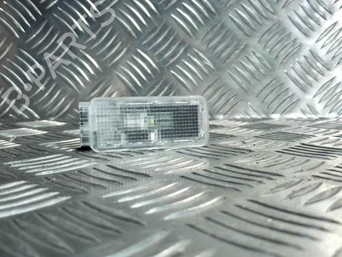 Indicatore laterale sinistro PEUGEOT 308 III (FB_, FH_, FP_, F3_, FM_) PureTech 130 (FPHNSL, FPHNST) (131 hp) 31239459