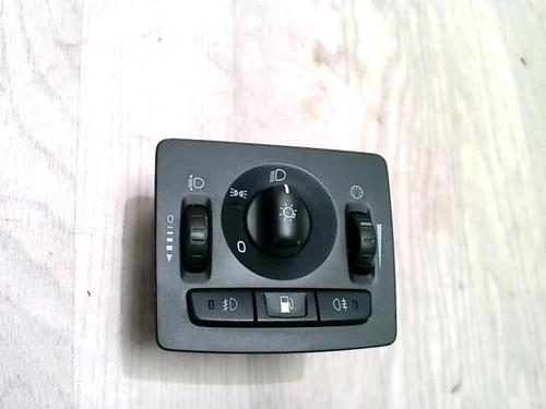 Used Switch VOLVO C30 (533) 2.0 D (136 hp) 27671185