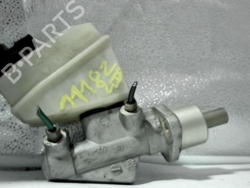 Used Brake master cylinder RENAULT CLIO II (BB_, CB_) 1.5 dCi (B/C2J) (68 hp) 25430831