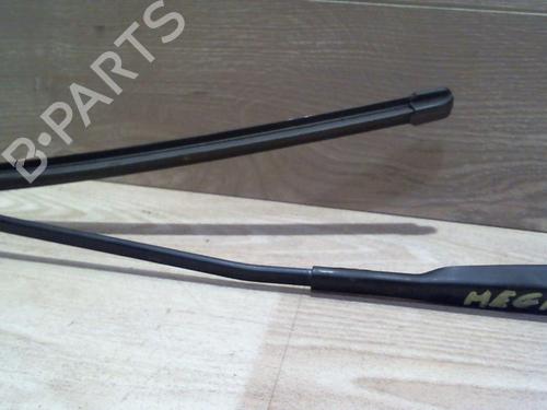 Used Front windshield wiper arm RENAULT MEGANE III Hatchback (BZ0/1_, B3_) 1.9 dCi (BZ0N, BZ0J) (131 hp) 25401983