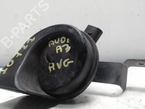 Used Horn AUDI A3 Sportback (8PA) 2.0 TDI 16V (140 hp) 28602035