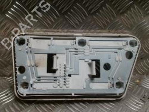 Używane Lampa oświetlenia tablicy rejestracyjnej RENAULT 25 (B29_) 2.0 12V (140 hp) 30649868