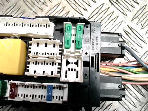 Fuse box CITROËN C4 II (NC_) 1.6 BlueHDi 115 | BP31223881E1