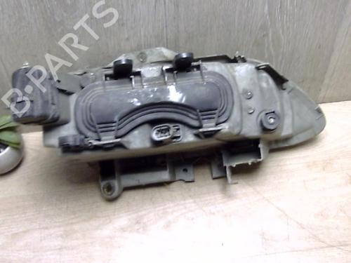 Left headlight RENAULT ESPACE III (JE0_) 2.2 12V TD (JE0E, JE0H, JE0P) | BP25413176C28