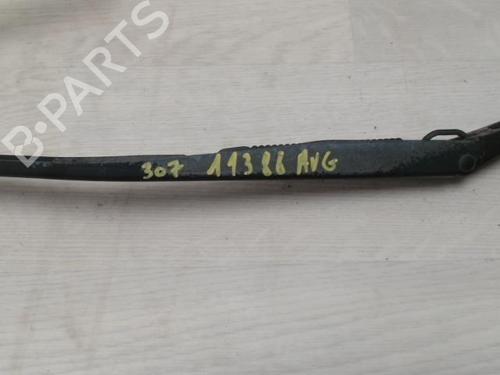Used Front windshield wiper arm PEUGEOT 307 (3A/C) 1.6 HDi 110 (109 hp) 31228457