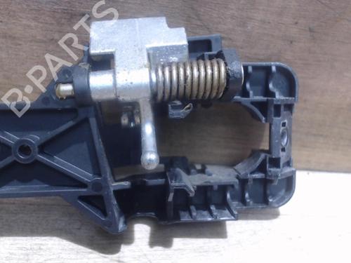 front-right-exterior-door-handle-kia-ceed-hatchback-ed-2006-2007-2008-2009-2010-2011-2012-25408935 main image