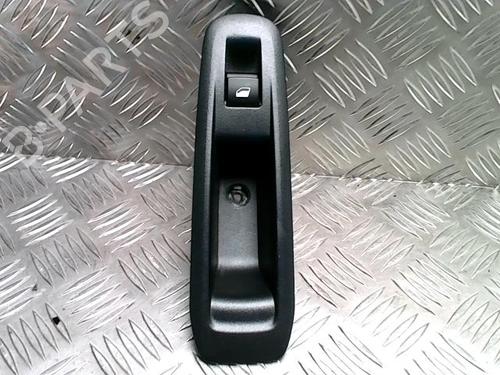 right-rear-window-switch-peugeot-308-ii-lb_-lp_-lw_-lh_-l3_-2013-2014-2015-2016-2017-2018-2019-2020-2021-25702232 main image