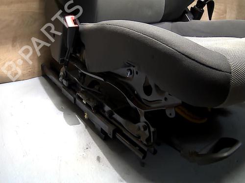 Left front seat CHEVROLET CRUZE (J300) 2.0 CDI | BP31222726C15 