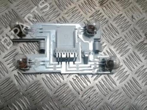 Nummerpladelys RENAULT CLIO I (B/C57_, 5/357_) 1.2 (B/C/S57A, B/C57S, 5/357F, 5/357J, 5/357L, 5/357R) (58 hp) 30592987