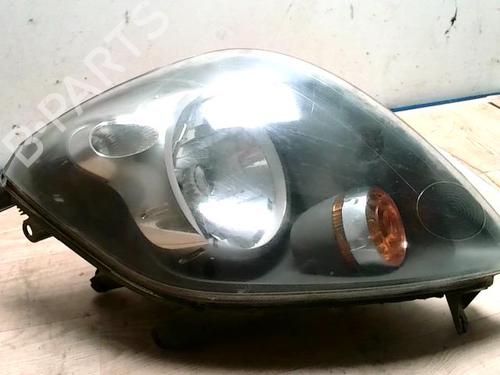 Left headlight FORD FIESTA V (JH_, JD_) 1.4 TDCi | BP31225792C28