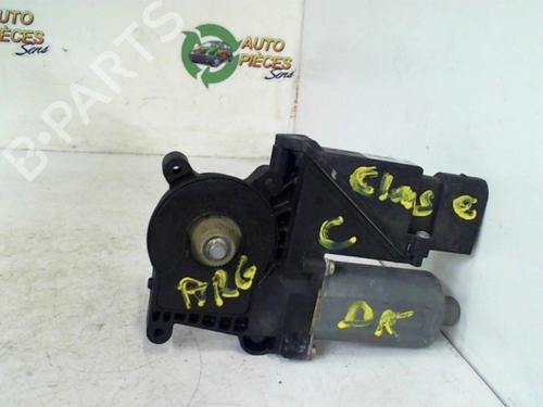 Used Left rear window motor MERCEDES-BENZ C-CLASS (W202) C 250 Turbo-D (202.128) (150 hp) 30666202