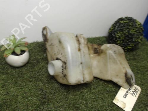 Used Windscreen washer tank CITROËN BERLINGO / BERLINGO FIRST MPV (MF_, GJK_, GFK_) 2.0 HDI 90 (MFRHY) (90 hp) 31219165