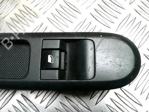 Right front window switch PEUGEOT 3008 I MPV (0U_) 1.6 HDi | BP25431366I26