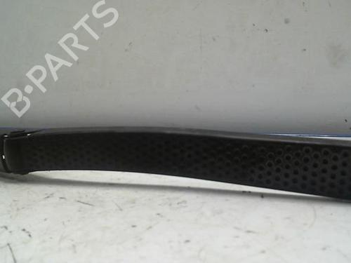 Used Front windshield wiper arm RENAULT CLIO IV Grandtour (KH_) 1.2 TCe 120 (KHM0) (120 hp) 31237960