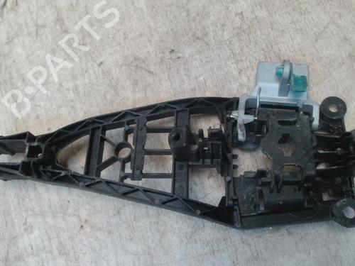 Używane Klamka zewnętrzna drzwi tylnych prawych OPEL ASTRA H (A04) 1.7 CDTI (L48) (80 hp) 27581908