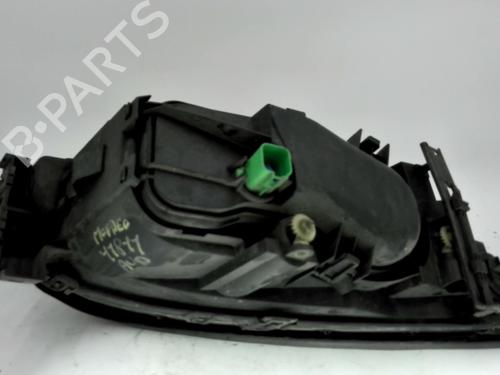 Used Right headlight FORD MONDEO III Saloon (B4Y) 1.8 16V (110 hp) 26646277