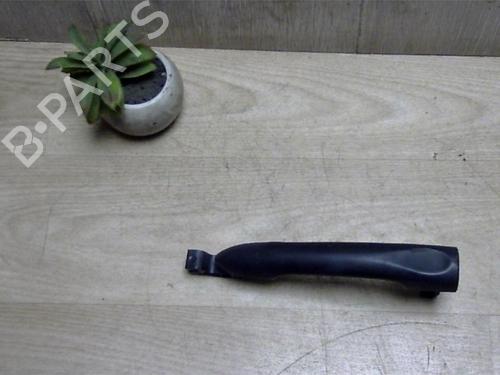 Używane Klamka zewnętrzna drzwi przednich prawych RENAULT MEGANE III Hatchback (BZ0/1_, B3_) 1.5 dCi (BZ09, BZ0D, BZ1W, BZ29, BZ14) (110 hp) 25412287