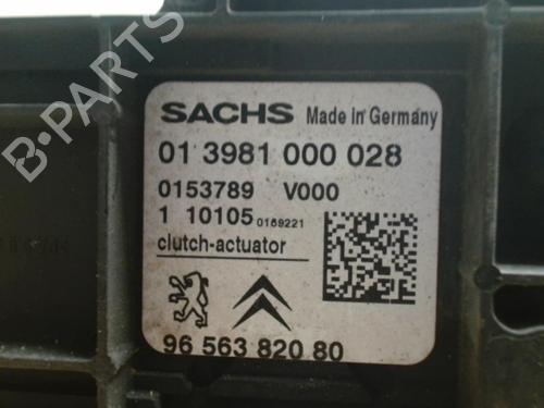 Used Other PEUGEOT 1007 (KM_) 1.4 (75 hp) 31576523