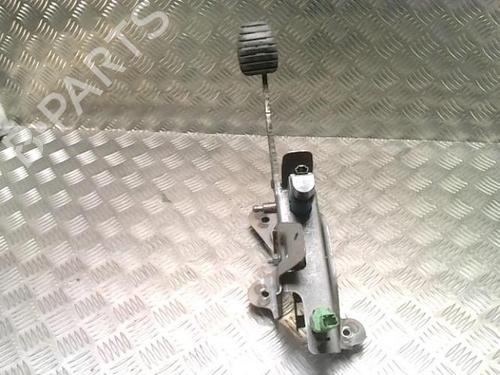 Clutch pedal RENAULT CAPTUR I (J5_, H5_) 1.5 dCi 90 (J5N4, J5M5, J5MW, J5M6, J5AL, J5AJ) | BP26374321I13