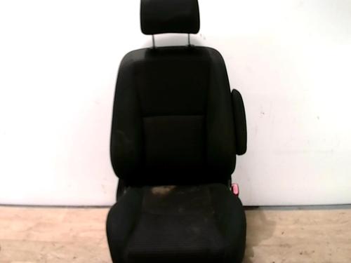Siège avant droit TOYOTA COROLLA Verso (ZER_, ZZE12_, R1_) 2.2 D-4D (AUR10_, AUR10R) (136 hp) 25417044