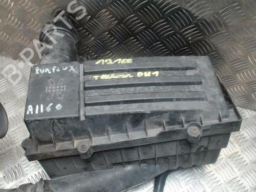 Air filter box VW TOURAN (1T1, 1T2) 1.9 TDI | BP30526445M87