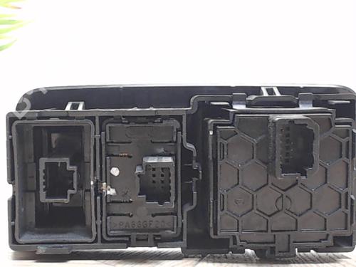 Switch RENAULT MEGANE III Hatchback (BZ0/1_, B3_) 1.5 dCi (BZ09, BZ0D, BZ1W, BZ29, BZ14) | BP25388219I30 - Image 2