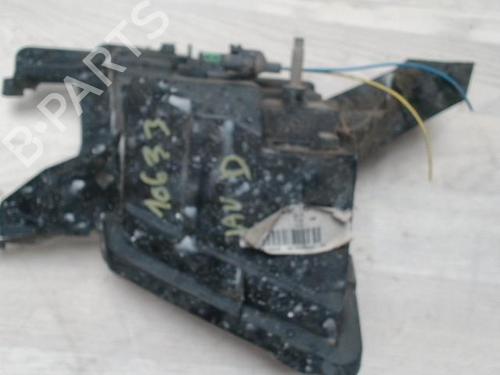 Used Right front fog light PEUGEOT 407 (6D_) 1.6 HDi 110 (6D9HZC, 6D9HYC) (109 hp) 27984876