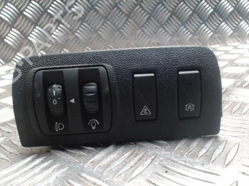 switch-renault-grand-scenic-iii-jz01_-2009-2010-2011-2012-2013-2014-2015-2016-30532089 main image