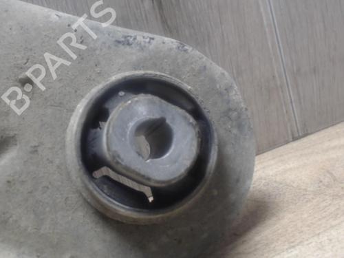 Used Left front suspension arm RENAULT MEGANE III Grandtour (KZ0/1) 1.5 dCi (KZ09, KZ0D, KZ1G, KZ29, KZ14, KZ1W, KZ10, KZ1F,... (110 hp) 25415896