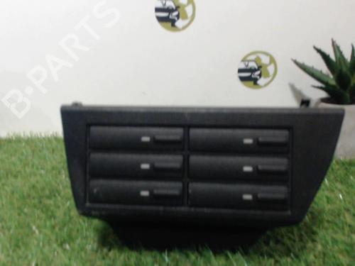 Consolle centrale SEAT IBIZA II (6K1) 1.4 i (60 hp) 31219178