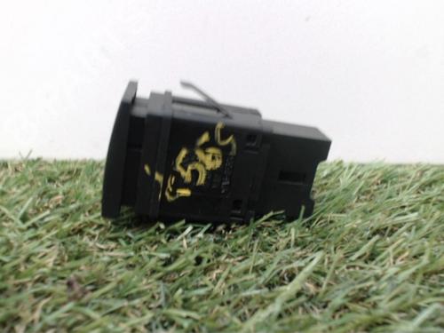 Warning switch VW POLO IV (9N_, 9A_) 1.4 16V | BP25397058I22