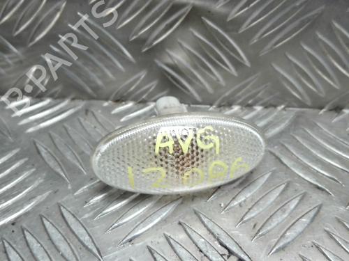 Pisca lateral esquerdo SUZUKI SWIFT III (MZ, EZ) 1.3 DDiS (RS413D) (75 hp) 28720159