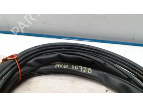 Used Rubber door seal VW TOUAREG (7LA, 7L6, 7L7) 3.0 V6 TDI (225 hp) 25419022