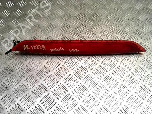 Troisième feu stop VW POLO IV (9N_, 9A_) 1.4 16V (75 hp) 31238965