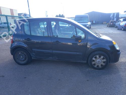 Fuse box RENAULT MODUS / GRAND MODUS (F/JP0_) 1.5 dCi (FP0D, JP0D) | BP31374712E1 