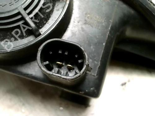 Left front fog light OPEL ZAFIRA A MPV (T98) 2.2 DTI 16V (F75) | BP25430707C30 