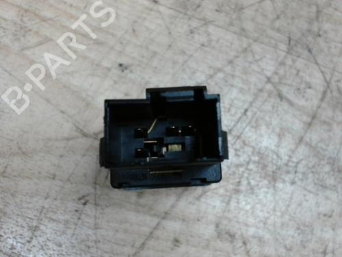 Advarselskontakt VW POLO IV (9N_, 9A_) 1.4 TDI (75 hp) 31233769