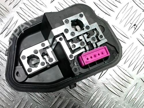 Nummerpladelys RENAULT MEGANE III Hatchback (BZ0/1_, B3_) 1.5 dCi (BZ1G, BZ1W, BZ0R) (95 hp) 31231258