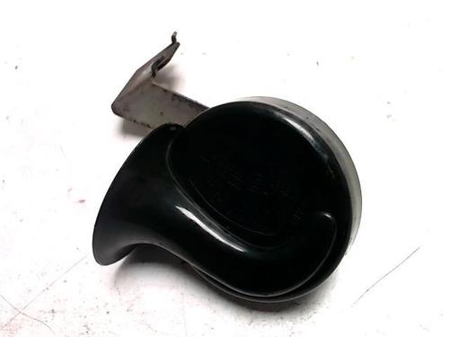 horn-renault-clio-ii-bb_-cb_-1998-1999-2000-2001-2002-2003-2004-2005-2006-2007-2008-2009-2010-2011-2012-2013-2014-2015-2016-25416629 main image