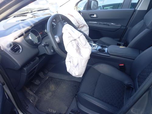 Middle console PEUGEOT 3008 I MPV (0U_) 1.6 HDi | BP31228331I22
