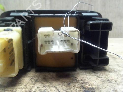 Used Mirror switch TOYOTA YARIS (_P1_) 1.4 D-4D (NLP10_, NLP10R) (75 hp) 28797009