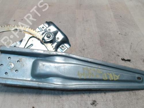 Used Rear right window mechanism TOYOTA YARIS (_P13_) 1.4 D (NLP130_, NLP130) (90 hp) 27671575