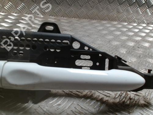 Used Front left exterior door handle Front left exterior door handle 37989299 37989299
