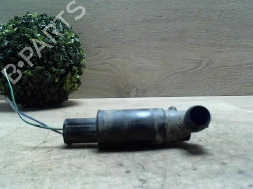 Used Washer pump TOYOTA YARIS (_P1_) 1.0 (SCP10_, SCP10R) (65 hp) 31238770