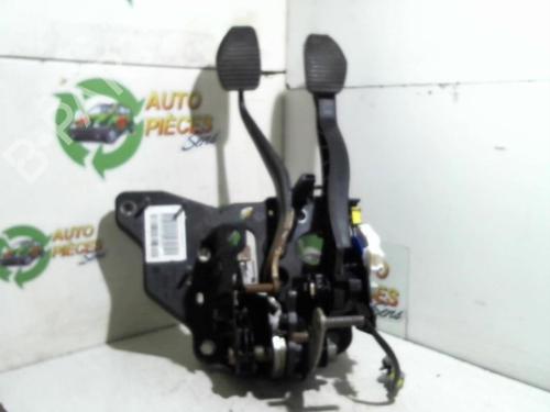 Used Pedal CITROËN C5 III Break (RW_) 2.0 HDi (136 hp) 25399047