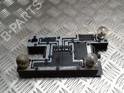 Used Licence plate light RENAULT CLIO I (B/C57_, 5/357_) 1.2 (B/C/S57A, B/C57S, 5/357F, 5/357J, 5/357L, 5/357R) (58 hp) 25891030