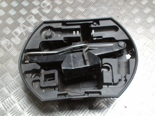 Used Jack Kit PEUGEOT 207 (WA_, WC_) 1.6 HDi (90 hp) 30435393
