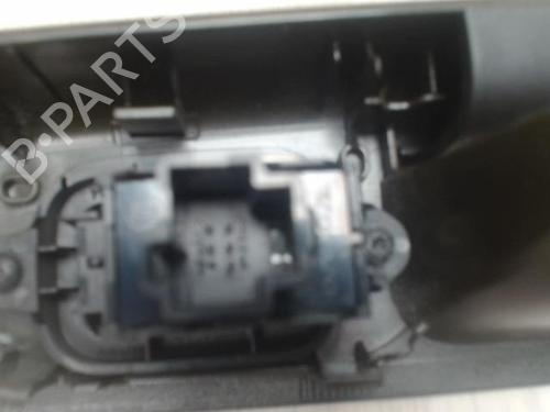 Høyre bak elrute bryter VOLVO V50 (545) 2.0 D (136 hp) 31234175