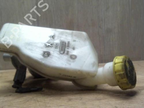 Brake master cylinder CITROËN C3 Picasso (SH_) 1.6 HDI 90 | BP31223504M77