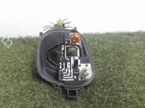 Used Licence plate light PEUGEOT 208 I (CA_, CC_) 1.6 HDi / BlueHDi 75 (75 hp) 25394528